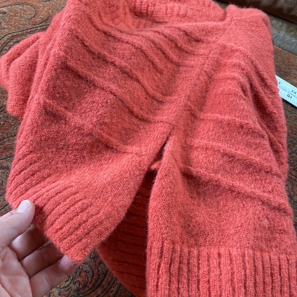Classic Alpaca alpaca crew sweater deep coral orange asymmetrical boxy small S - Picture 12 of 12